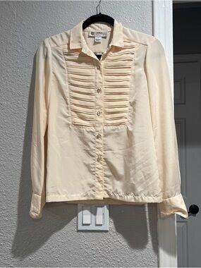 Vintage Ruth Matthews Silk Blouse Cream Pleated Button Front Top S